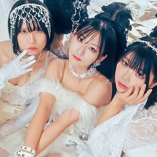 LINE_ALBUM_パフォ出演者アー写_250922_2.jpg